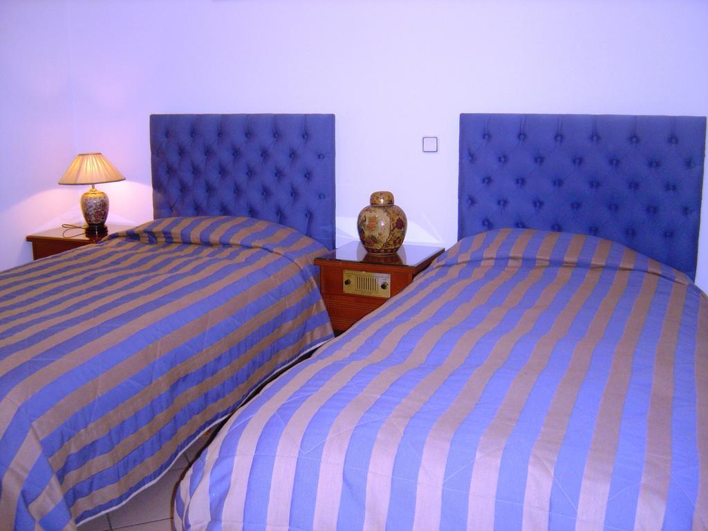 Kalimera Hotel Pórosz Kültér fotó