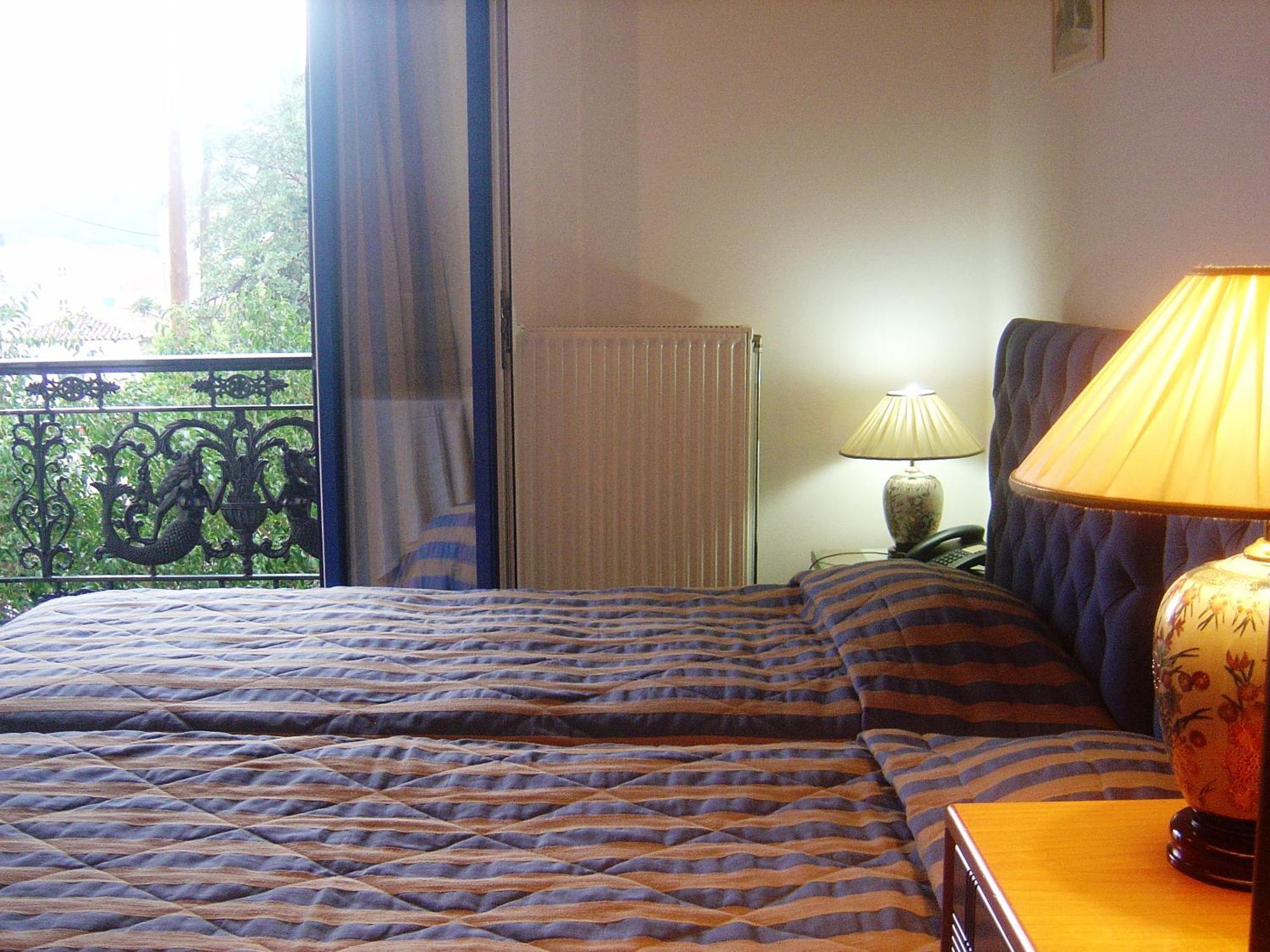 Kalimera Hotel Pórosz Kültér fotó