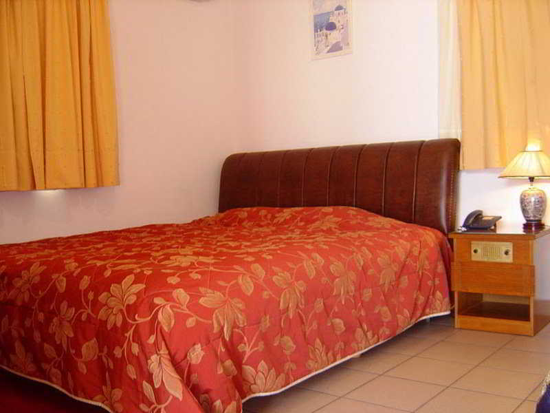Kalimera Hotel Pórosz Kültér fotó