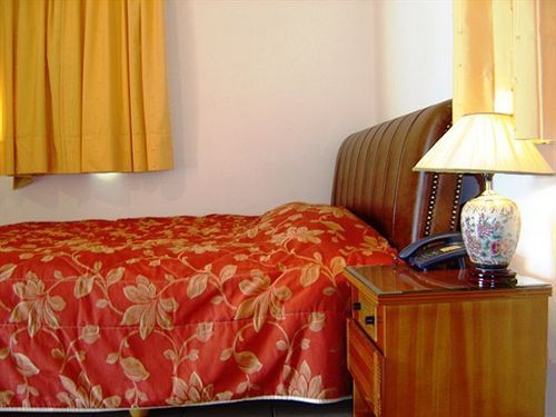 Kalimera Hotel Pórosz Kültér fotó