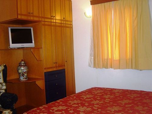 Kalimera Hotel Pórosz Kültér fotó