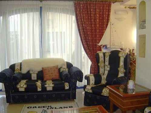 Kalimera Hotel Pórosz Kültér fotó